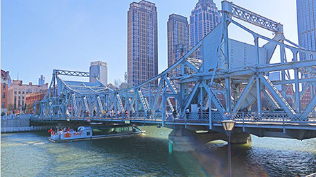 天津旅游热门打卡海河游船实拍