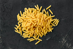 金黄色的薯条快餐摄影图