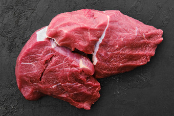 一大块鲜红的肉摄影图