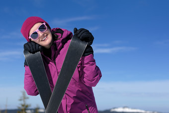 身穿滑雪服的欧美女人摄影