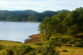 <strong>山间</strong>青山绿水风景