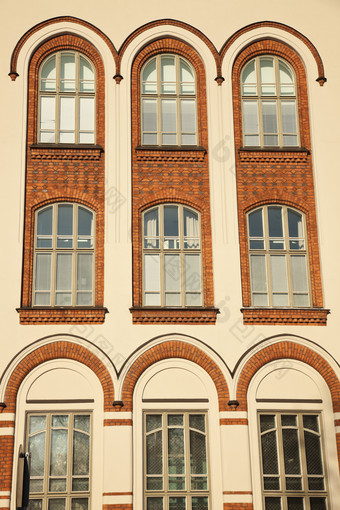 西式建筑窗户摄影图