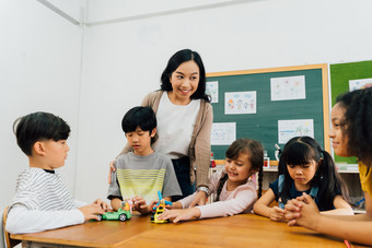 学校教师学习的学生