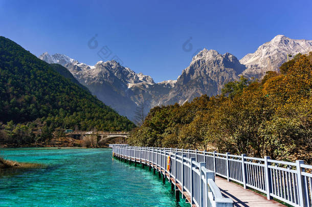 <strong>中国云</strong>南丽江玉龙雪山、玉龙山、玉龙雪山.