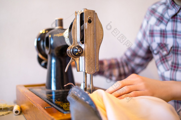 对旧缝纫机缝制工艺