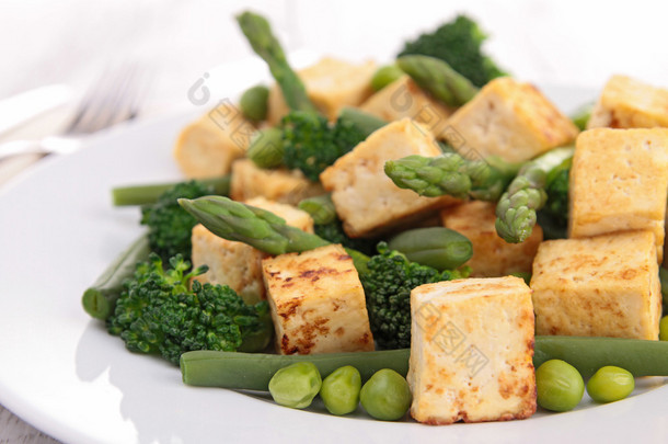 豆腐和蔬菜