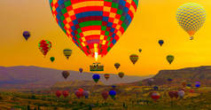 空中热气球的旅游景点