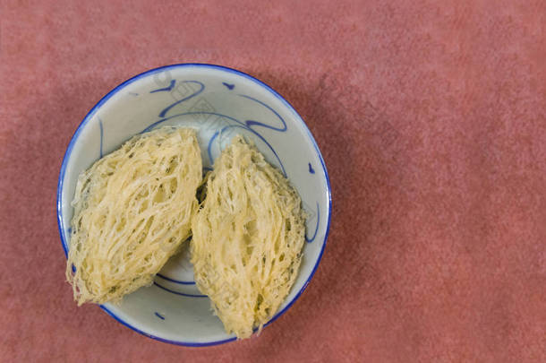 优质窩燕窝汤为营养, 珍贵的美味佳肴在中国