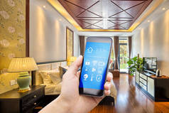 智能家居和现代卧室智能手机