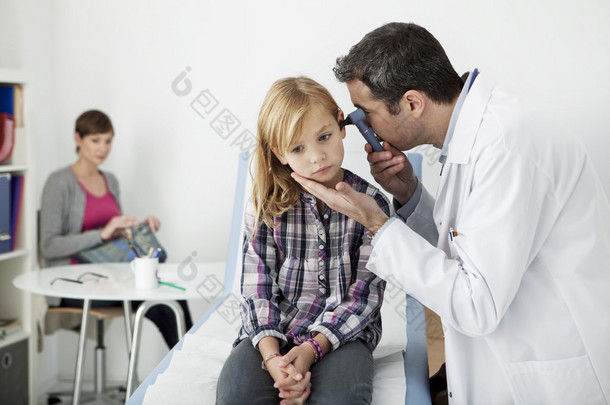 耳鼻喉科、 儿童