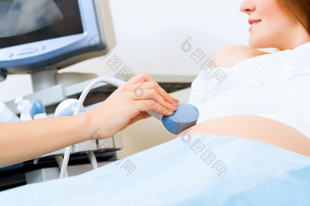 超声扫描仪为怀孕