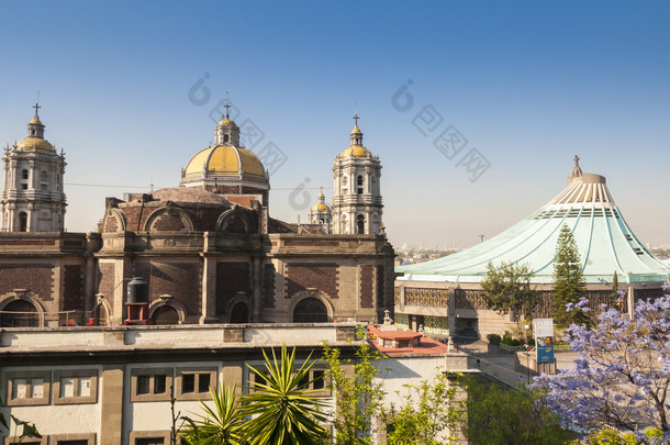 在<strong>墨西哥</strong>城瓜达卢佩圣母的圣殿