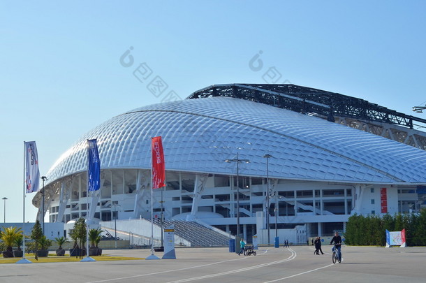 奥运火炬，到 2015 年俄罗斯索契菲奥林匹克体育场