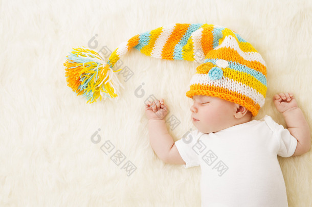 熟睡的帽子，新刚出生的宝宝的睡眠，新生儿婴儿