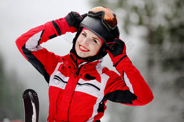 活动女滑雪者的肖像