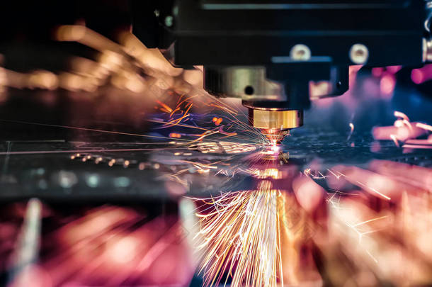 CNC金属激光切割，现代工业技术.