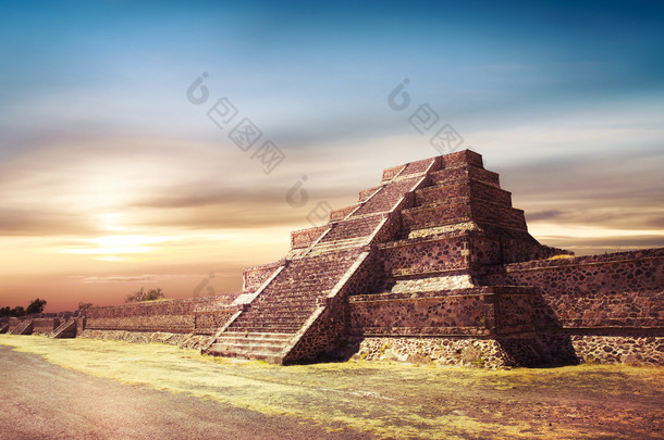 阿兹台克人的金字塔墨西哥