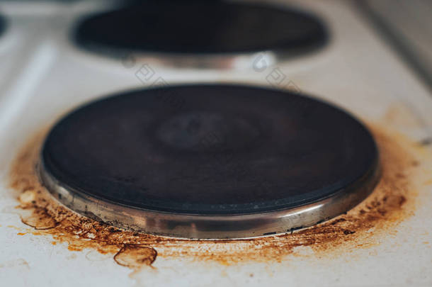 电炊具脏煎饼带锈、 润滑脂.