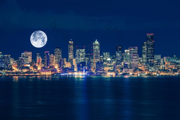西雅图和月亮天际线