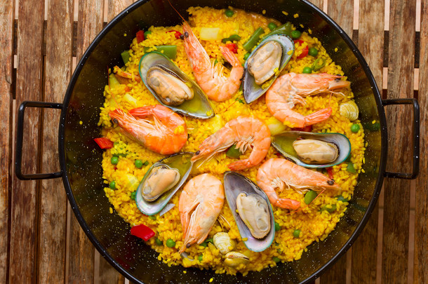 海鲜肉菜饭-传统西班牙菜