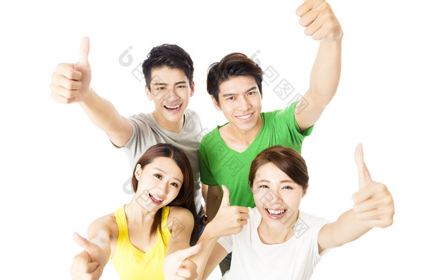 顶视图的快乐年轻组依竖起大拇指