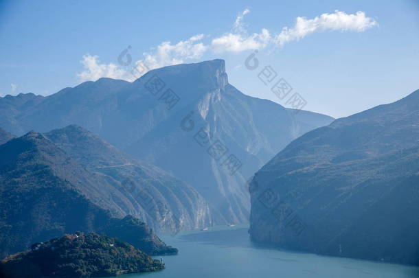 长江三峡奉节三江水域