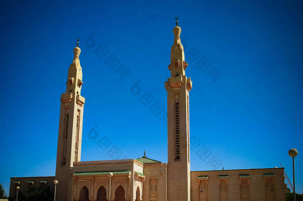 大清真寺在毛里塔尼亚努瓦克肖特到视图