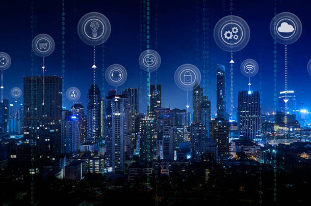 智能城市与智能服务和图标, 物联网, 网络和增强现实概念, 曼谷城市夜景.