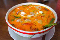 汤姆百胜汤，泰国菜。汤姆山药-辣清汤典型在泰国.