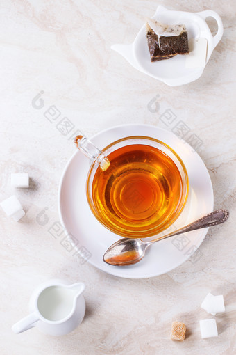 精致的红茶饮品