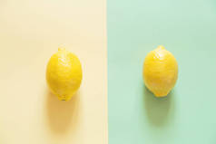 两个新鲜的黄色柠檬的顶视图