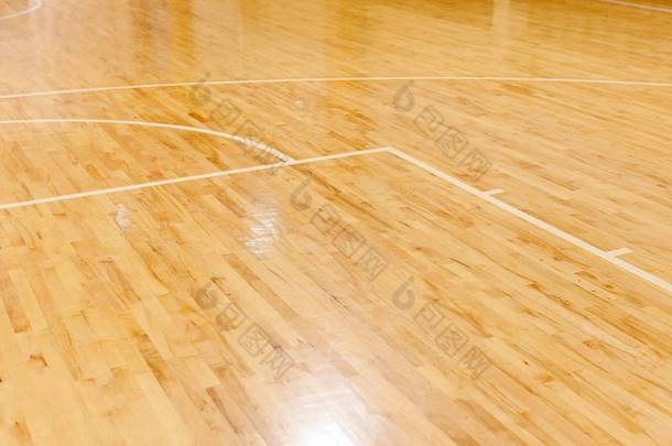 木制篮球地板, 法院硬木 