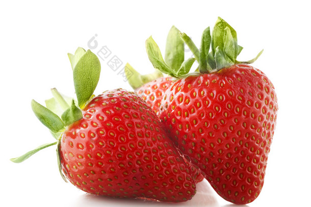 红色的草莓隔离