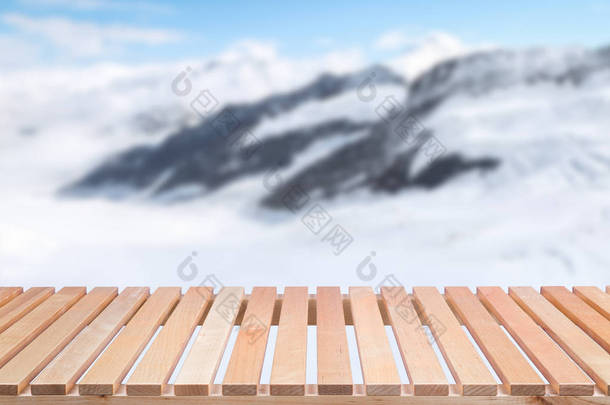 板凳与雪山 