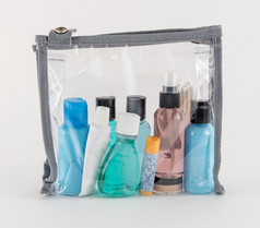 在透明的塑料袋旅行洗护用品