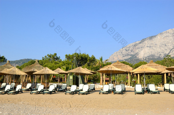 在最受欢迎的地中海酒店海滩