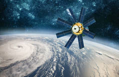 空间卫星从地球轨道天气监测从空间, 飓风, 地球上的台风。美国宇航局提供的这张图片的元素.