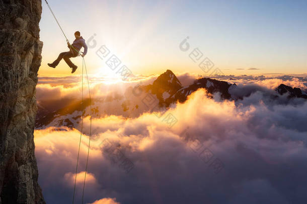 攀岩<strong>男子</strong>从悬崖上猛击的史诗式冒险极限运动组合.