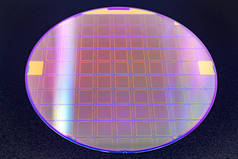 硅晶片和微电路-半导体材料，如晶体硅，用于制造集成电路.