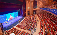 嘉宾出席2017年8月20日在中国陕西省西北部西安市举行的首届世界西安企业家大会