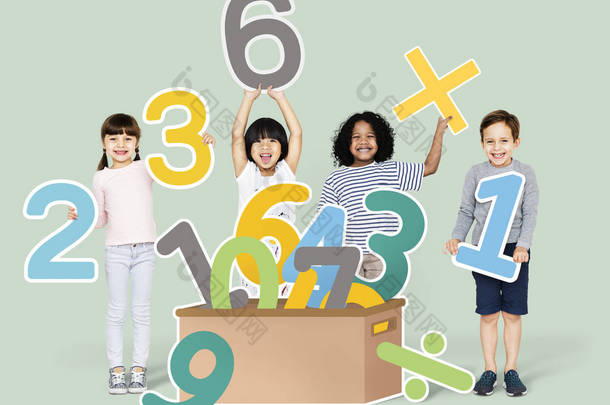 学校孩子学习数学与数字