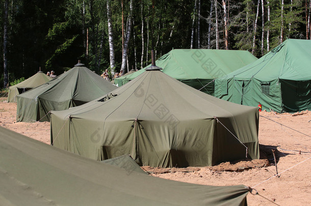 在领域大军用帐篷