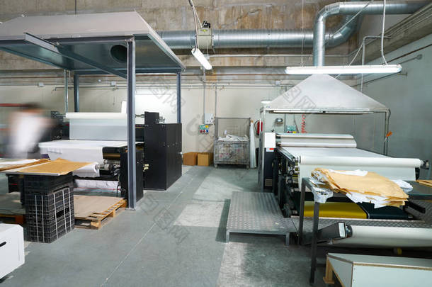 纺织服装印刷行业的压延转印机厂