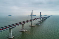 2017年5月21日, 在中国南方广东省珠海市建设的世界最长跨海大桥--港珠澳大桥鸟图