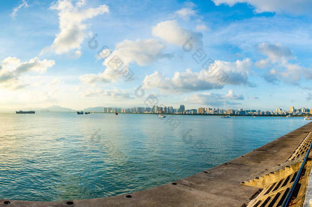 三亚城市夜景,从中国海南岛凤凰岛看