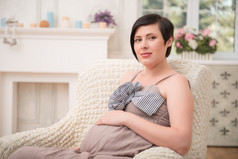 怀孕妇女怀孕和分娩