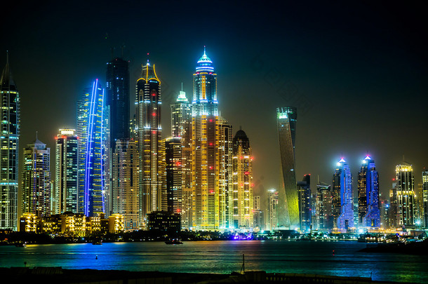 迪拜滨海城市景观，阿拉伯联合酋长国