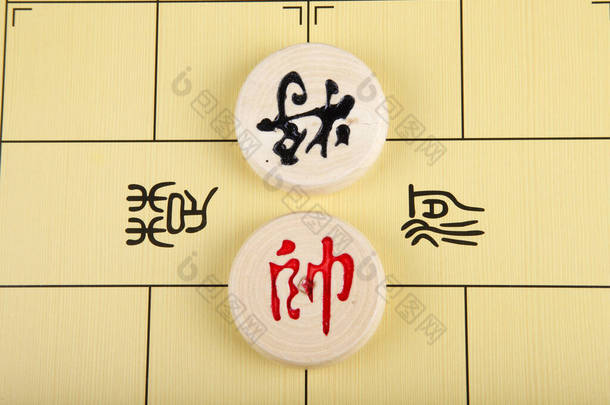 <strong>中国象棋</strong>是一种传统的<strong>中国象棋</strong>游戏，特写