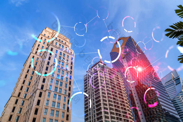 摘要现代玻璃钢摩天大楼在金融城低、宽视角的全息图中，采用了抽象技术。<strong>高科</strong>技产业成功的概念。加倍暴露.
