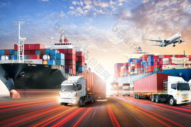 夕阳西下船厂集装箱、货轮和货机的商业物流和运输概念、物流<strong>进出口</strong>和运输业背景
